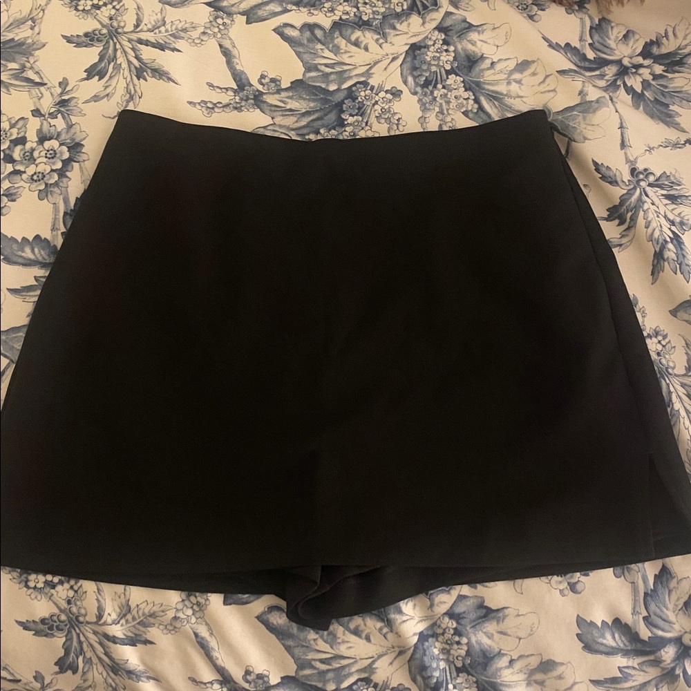 Express Editor Black Skirt